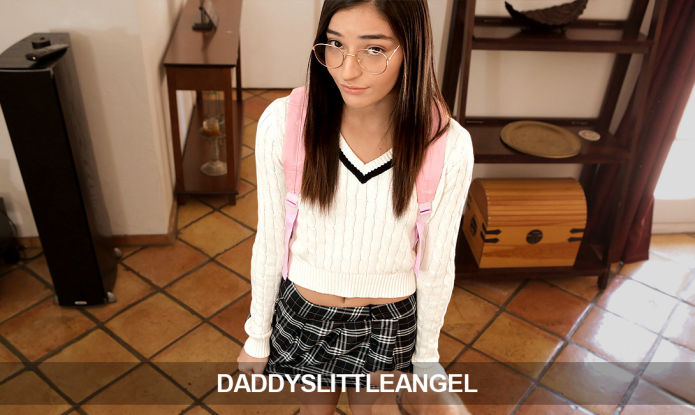 DaddysLilAngel SFW